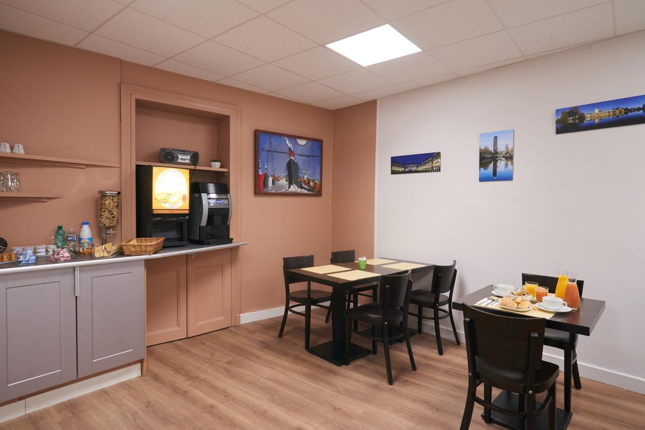 Hotel Le Petit Duquesne Nantes Buitenkant foto