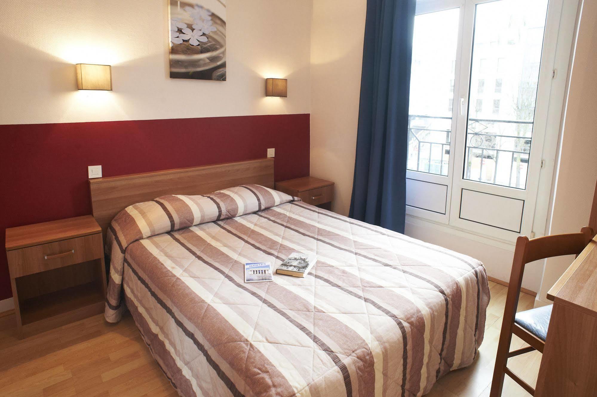 Hotel Le Petit Duquesne Nantes Buitenkant foto